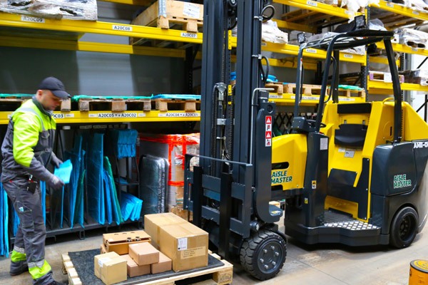 ecommerce forklifts